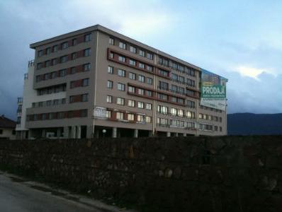 Padaju cijene stanova!