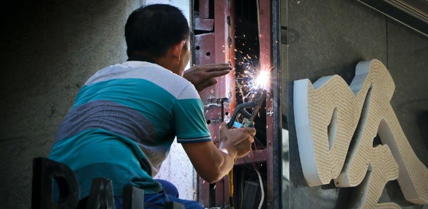 Kineska privreda raste dok je svijet pod teretom pandemije