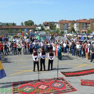 U Cazinu tradicionalna Kantonalna izložba "Cazinski sajam 2015"