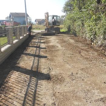 Rial-šped radi sanaciju lokalnih puteva u Tešnju